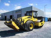 BOMAG BW 213 BVC+P-5 mieten bei Holtdirk Baumaschinen GmbH