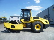 BOMAG BW 213 D-5 mieten bei Holtdirk Baumaschinen GmbH