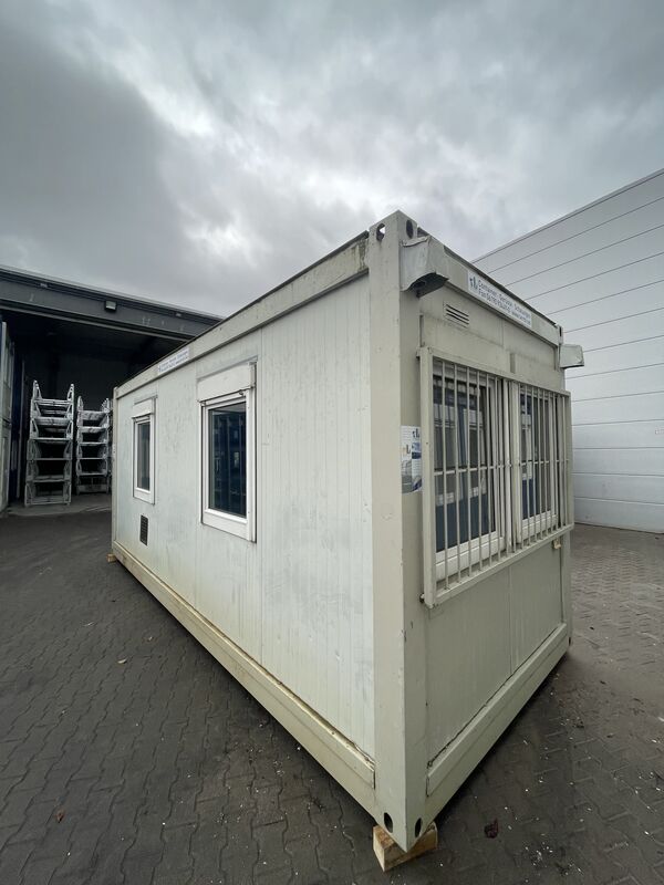 Aufenthaltscontainer 20 mieten bei Thomas Lerch Bau- und Industriebedarf GmbH