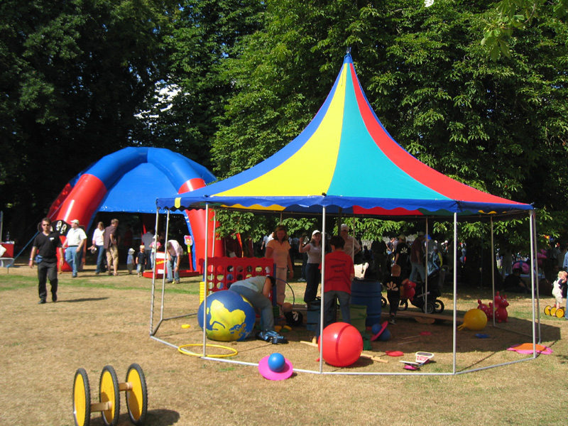 Zirkuszelt 6 m mieten bei Fun Promotion