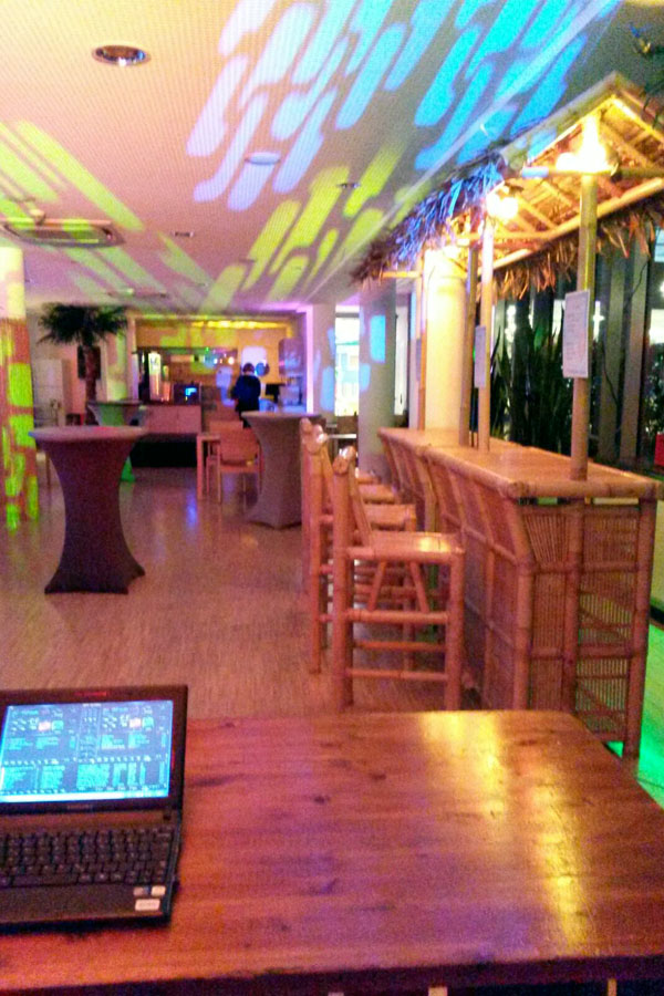 Bambus Bar mieten bei Fun Promotion