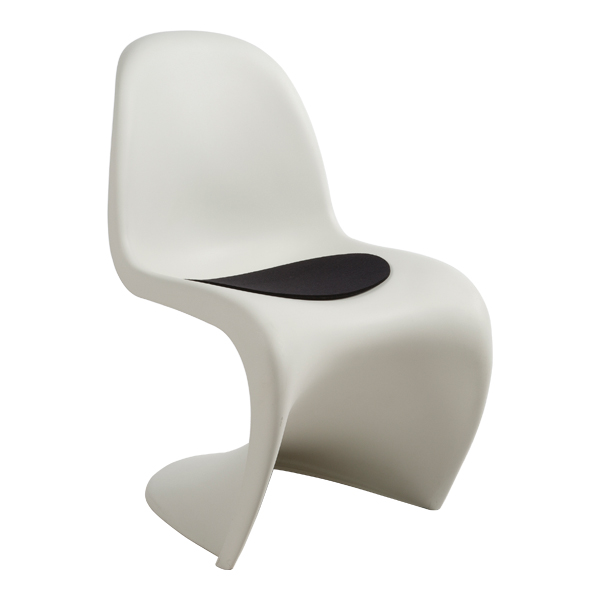 Panton Chair weiß mit Filzauflage schwarz mieten