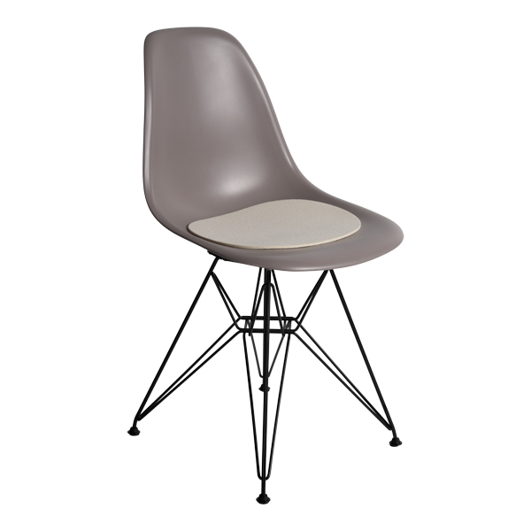 DSR Chair schwarz Sitz mauve-grau Filzauflage weiß mieten