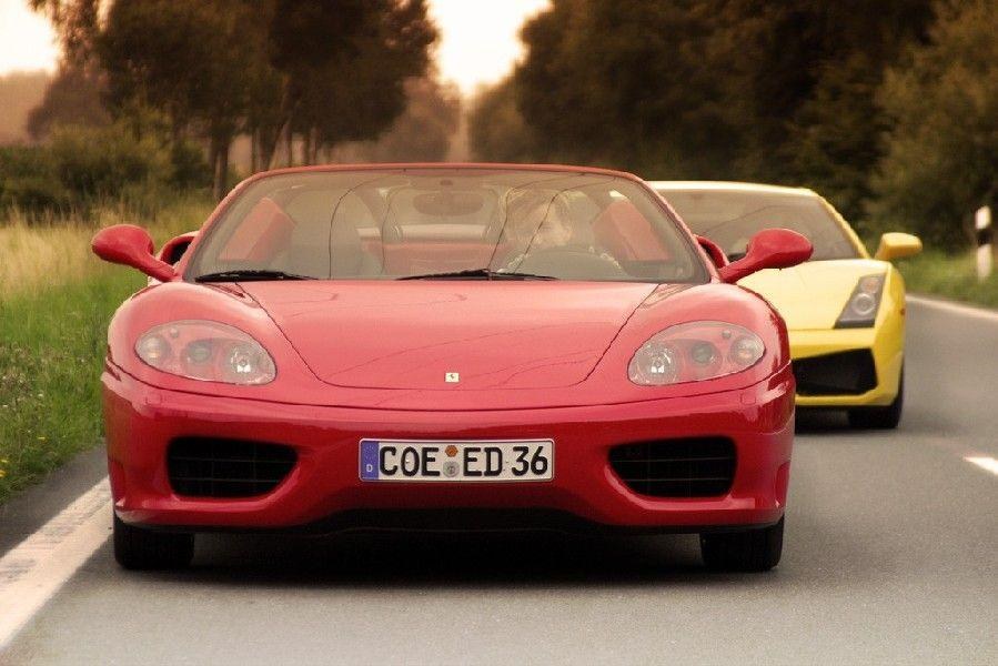 Ferrari 360 Spider F1 mieten in Oettingen in Bayern