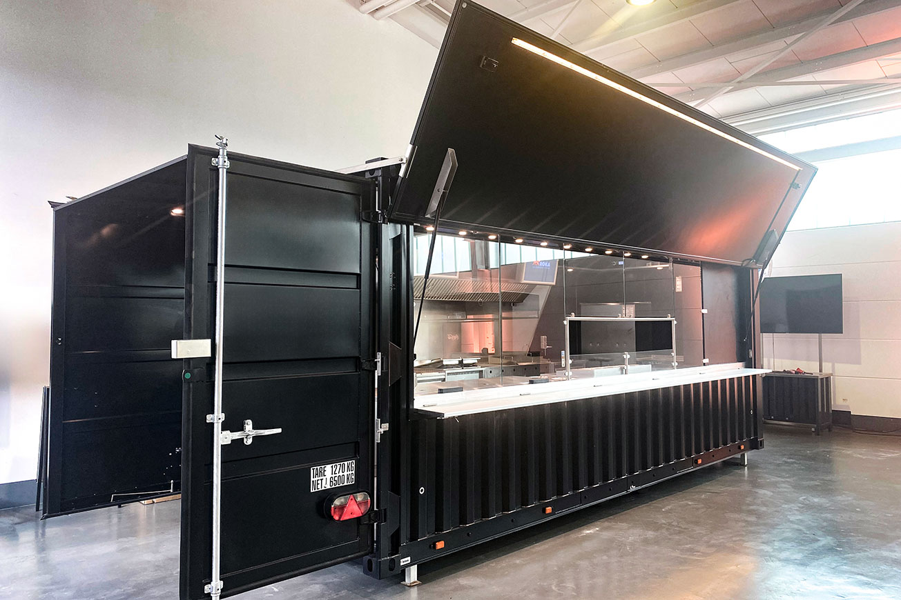 Food Trailer Mieten: Modell Contrailer 60 – Fahrzeug-ID L059 mieten bei ROKA Werk GmbH