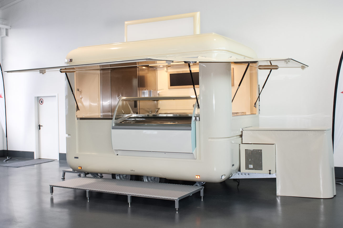 Eiswagen Mieten: Modell Roadrunner – Fahrzeug-ID N037 mieten bei ROKA Werk GmbH