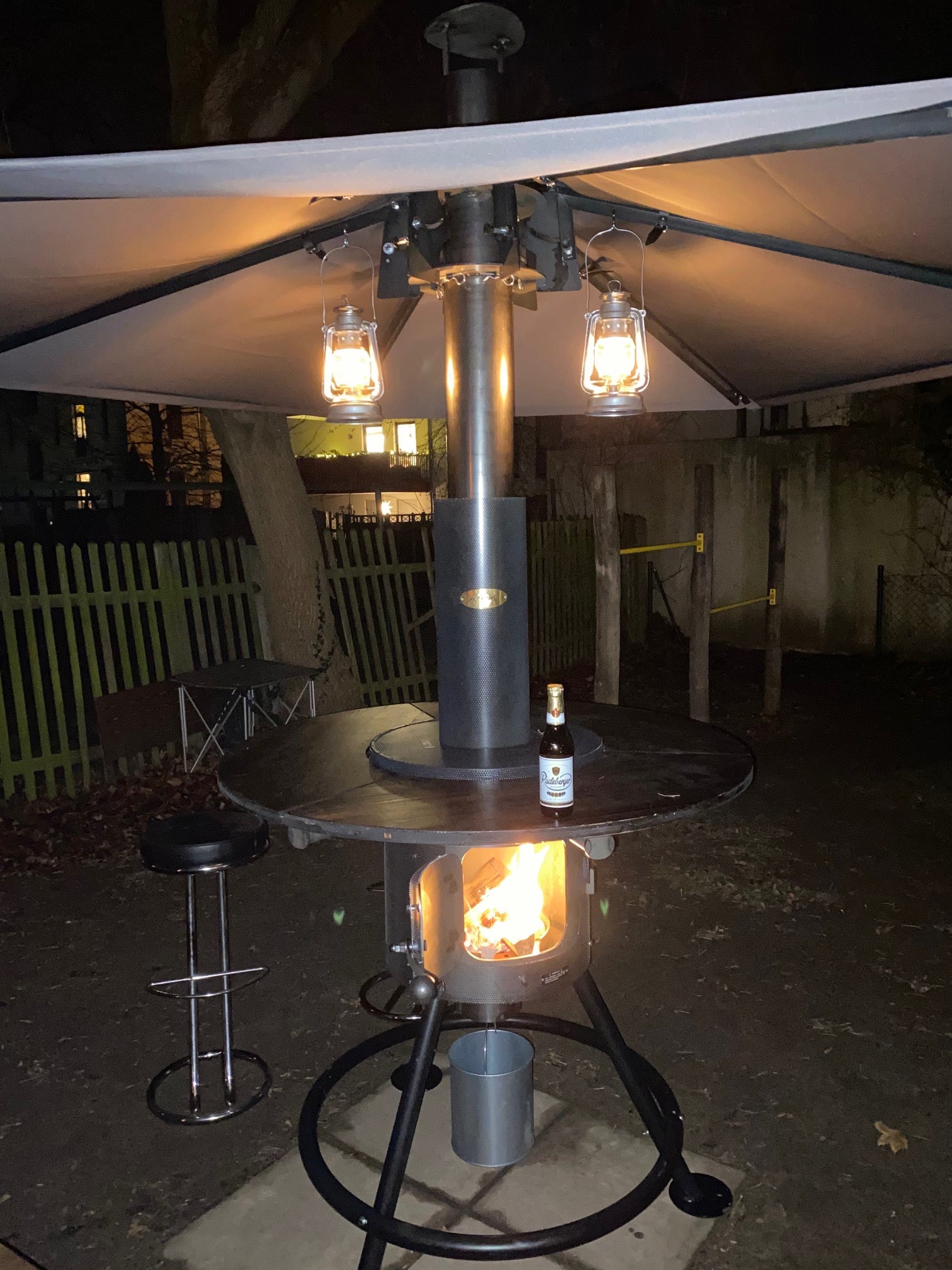 Alpenofen für Winter-Partys, Partyofen, Hüttenschirm, Ofenstehtisch – 2