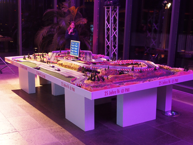 Carrera-Rennbahn mieten bei play and fun team GmbH
