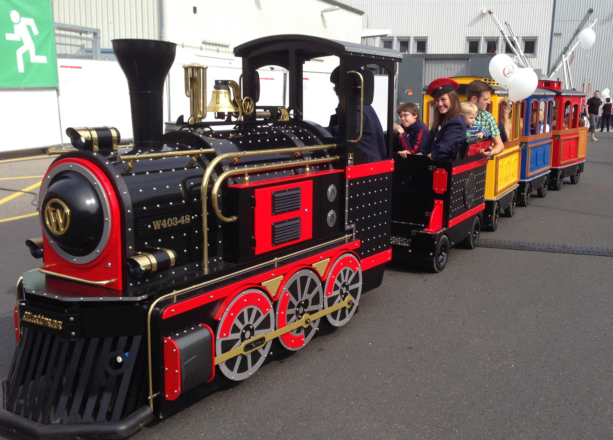 Elektro-Mini-Express mieten bei play and fun team GmbH