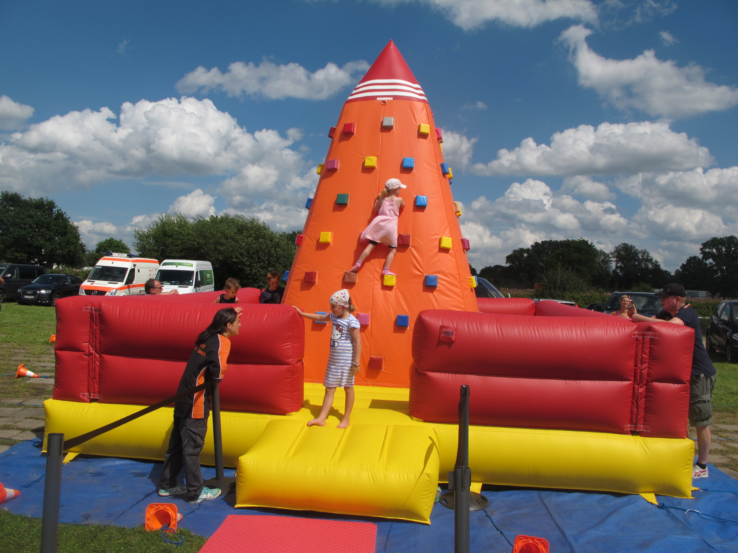 Kletterberg mieten bei play and fun team GmbH