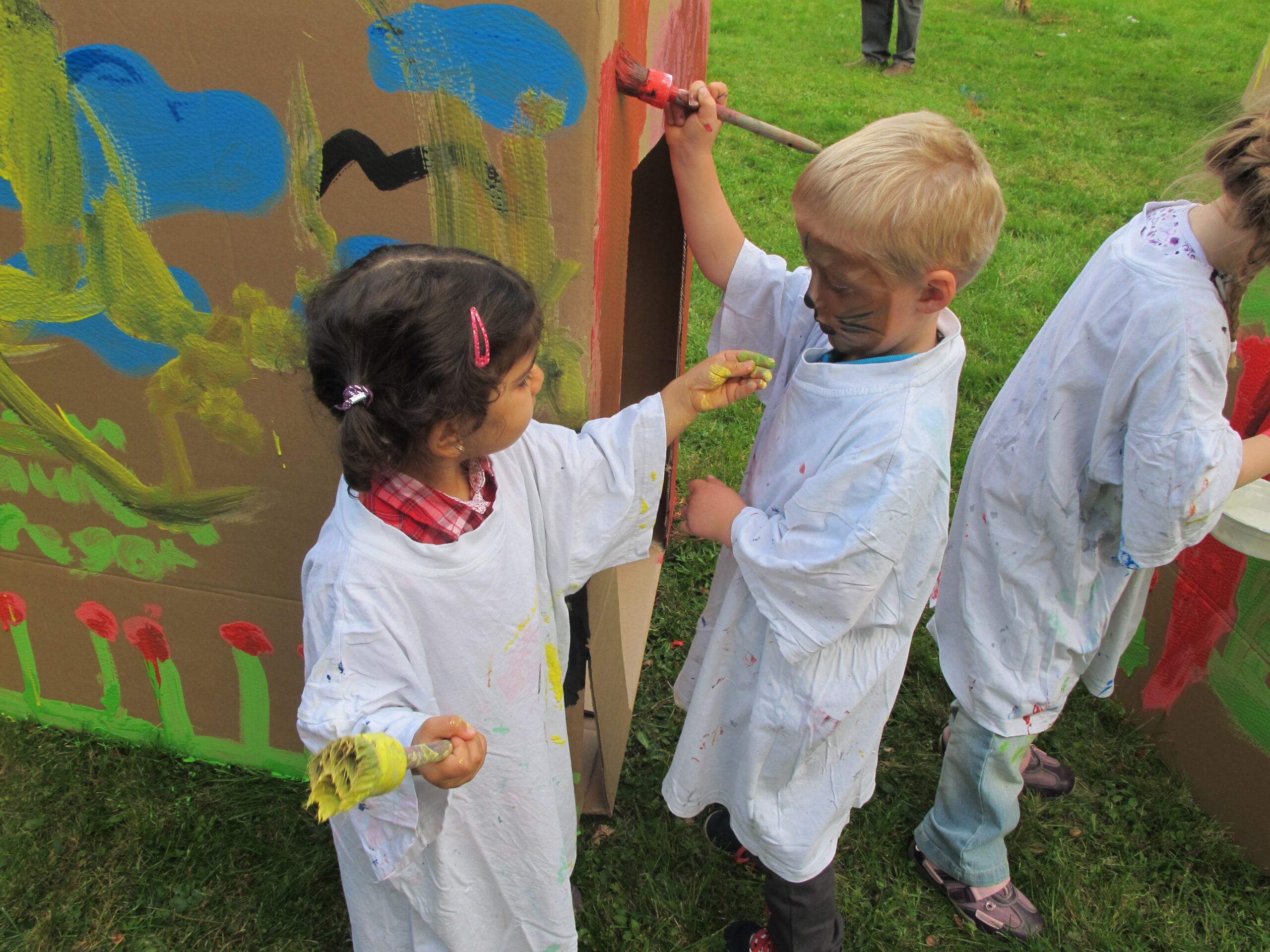 Malen ohne Grenzen mieten bei play and fun team GmbH