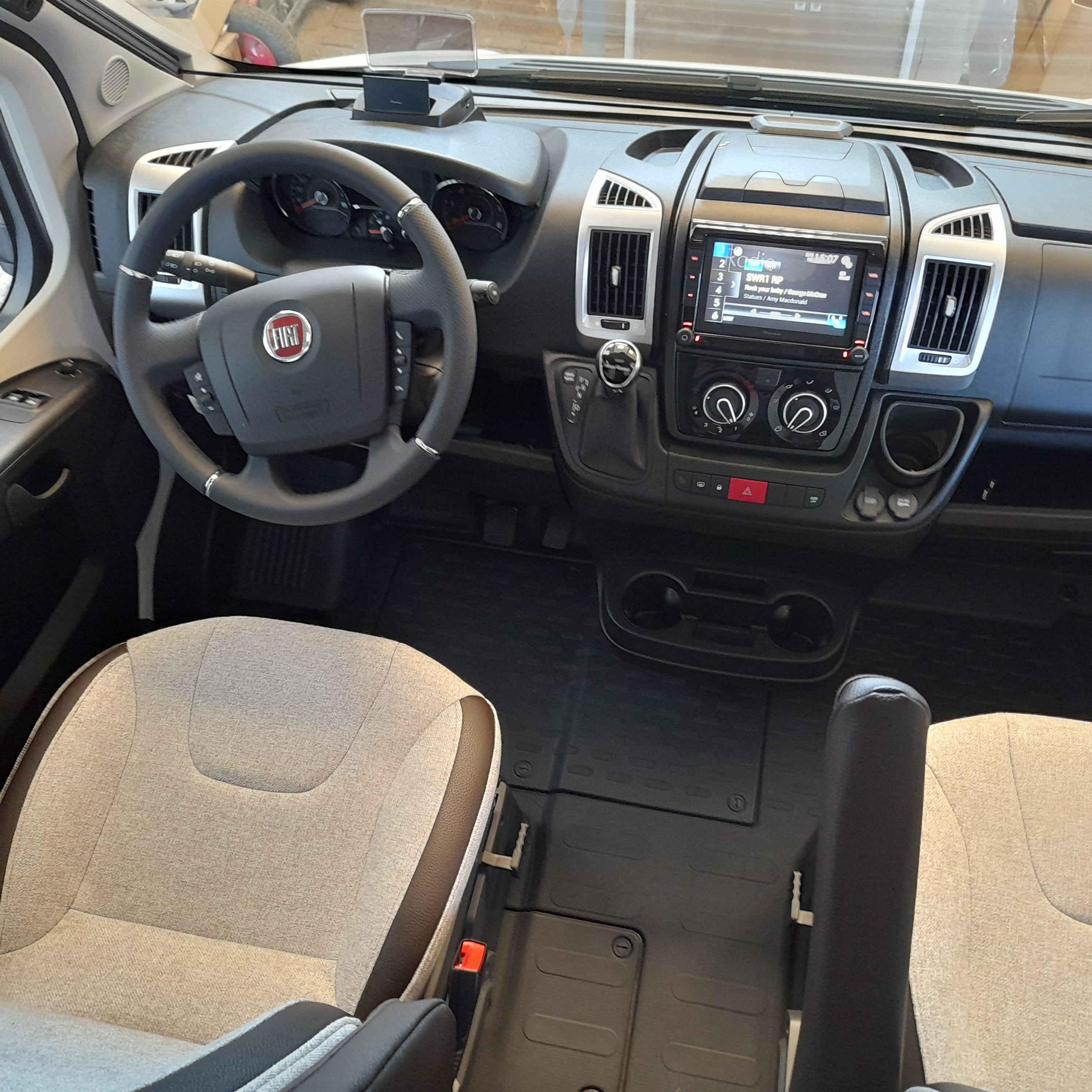 Wohnmobil Knaus Sky TI 700 MEG - Automatik – 2