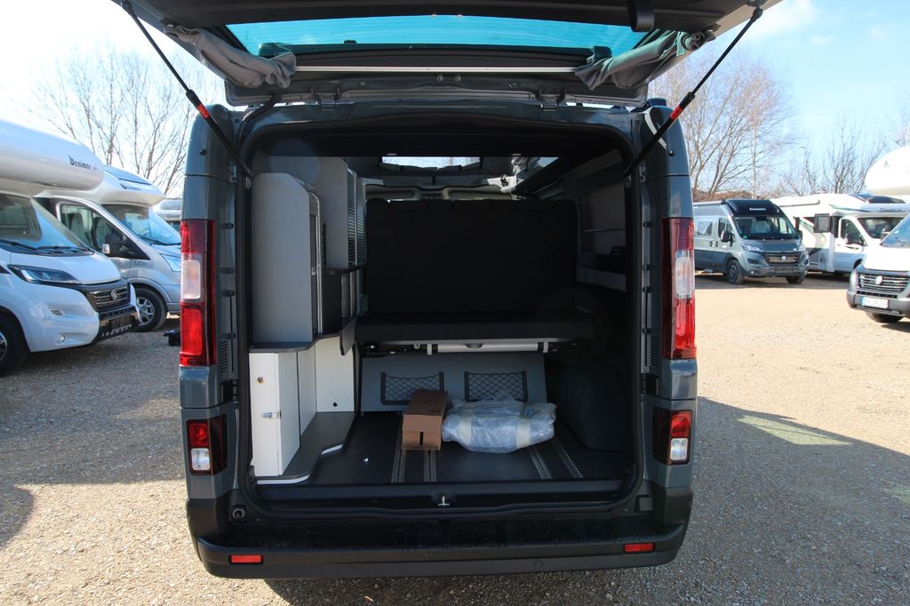 Campervan mit Aufstelldach für 4 Personen – 2