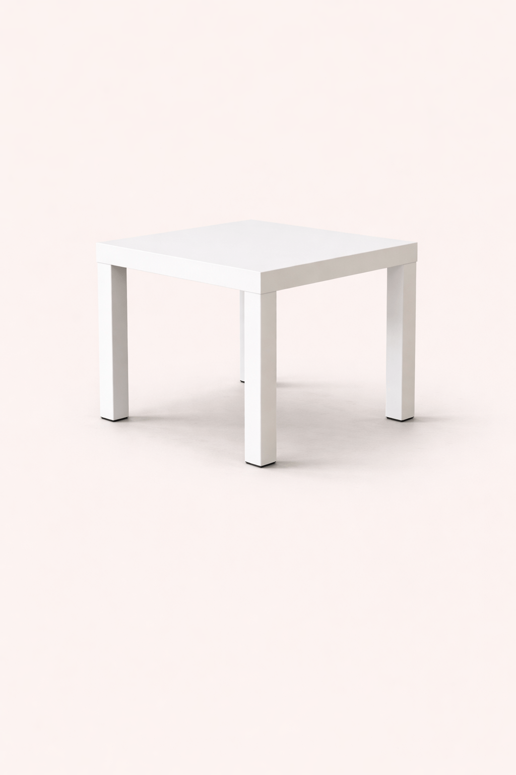 Tisch „Studio“ 55×55 cm weiß mieten bei Northern Events