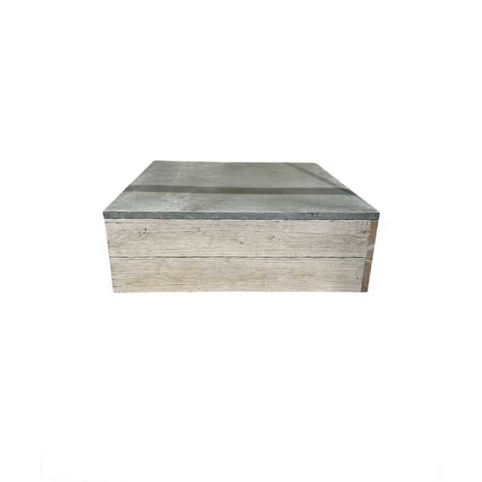 Regal/Hocker “Landhaus” – 100x100cm mit Zinkplatte mieten bei Northern Events