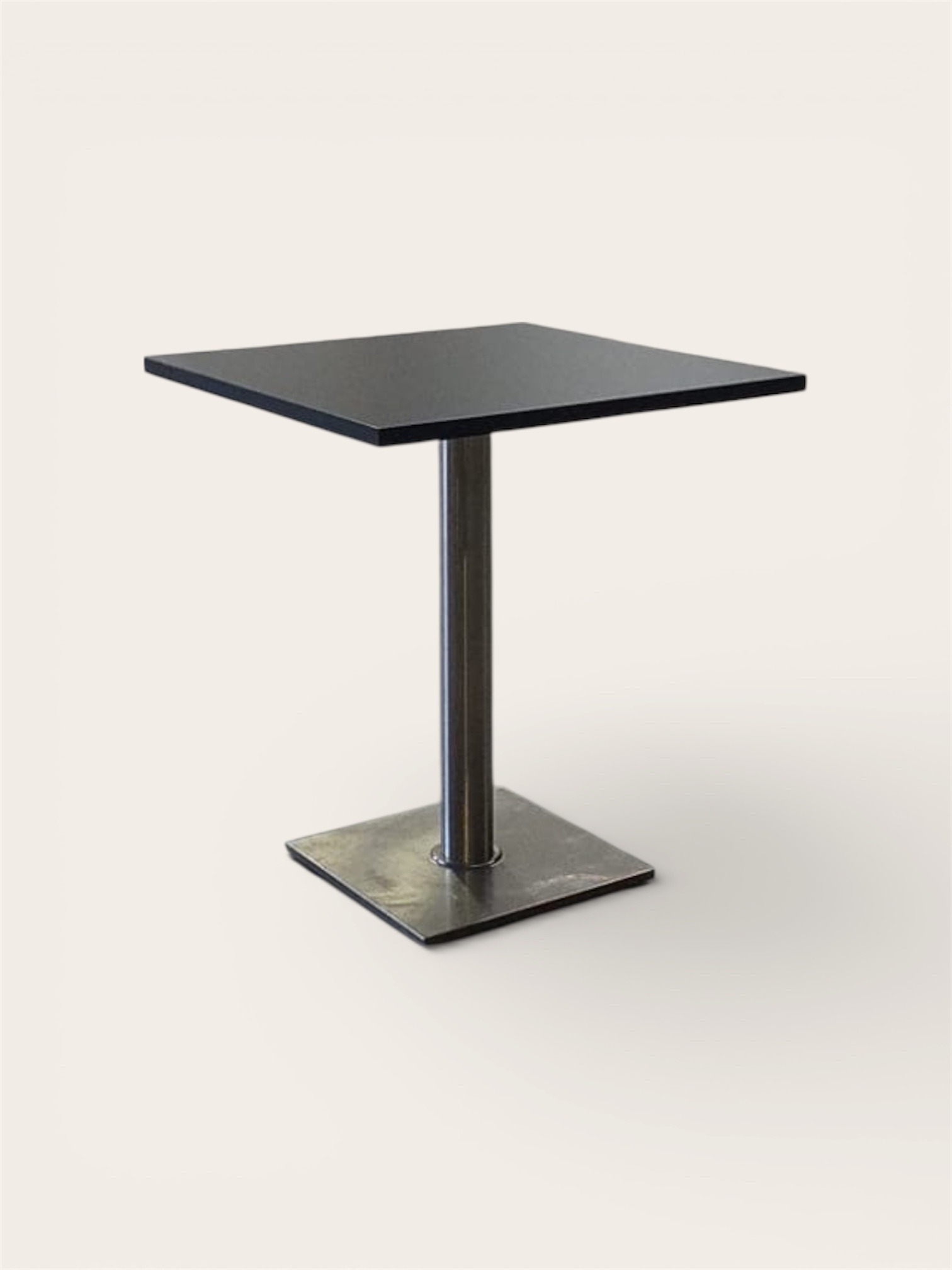 Tisch ”Construct” 70×70, eckig/schwarz mieten bei Northern Events