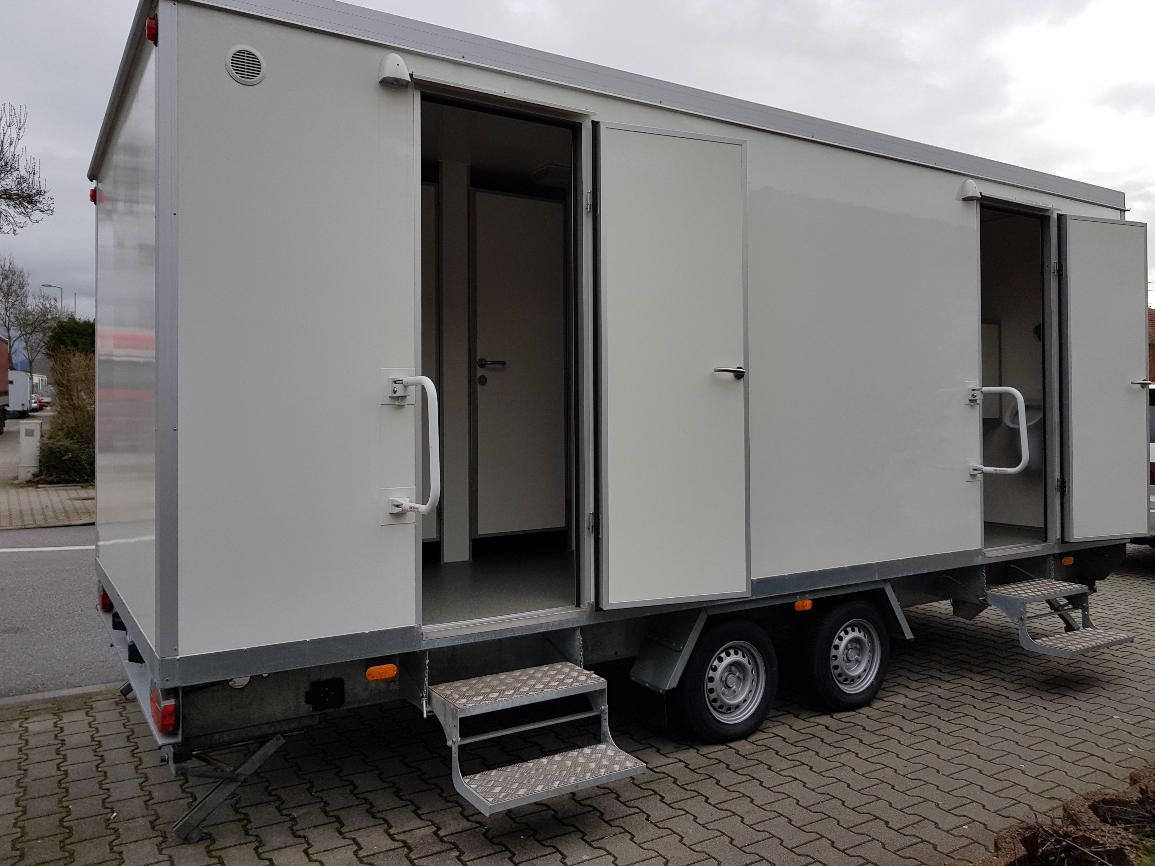 Toilettenwagen mieten