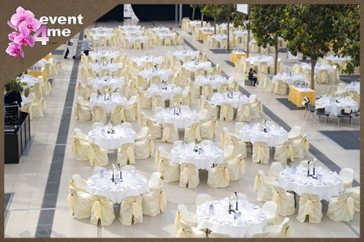 Event Paket für Ihren Abiball / Abifeier á 10 Personen: Tisch Ø 180 cm inkl. Bankett-Stühle mit Hussen und Tischdecke – 3
