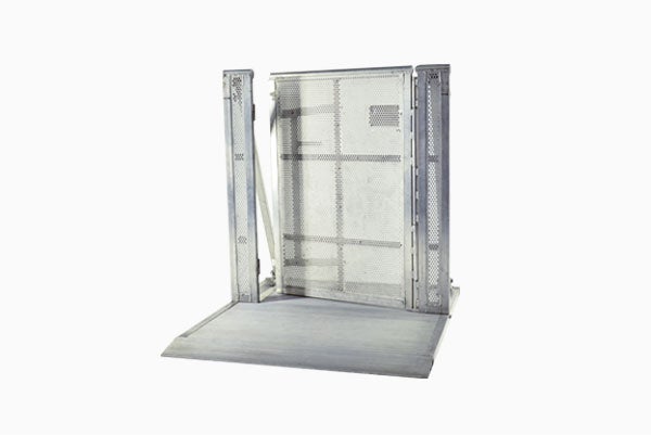 Barrikade / Barrikaden / Barricades / Bühnengrabengitter / Grabengitter – 4