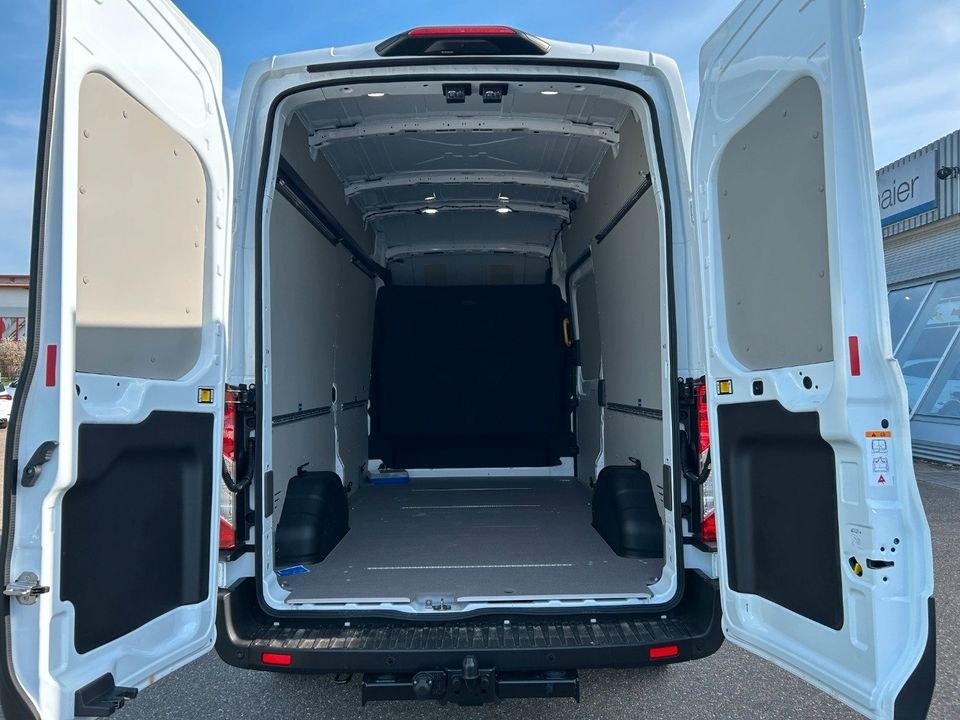 Mietwagen Ford Transit Kastenwagen mieten in Crailsheim – 4