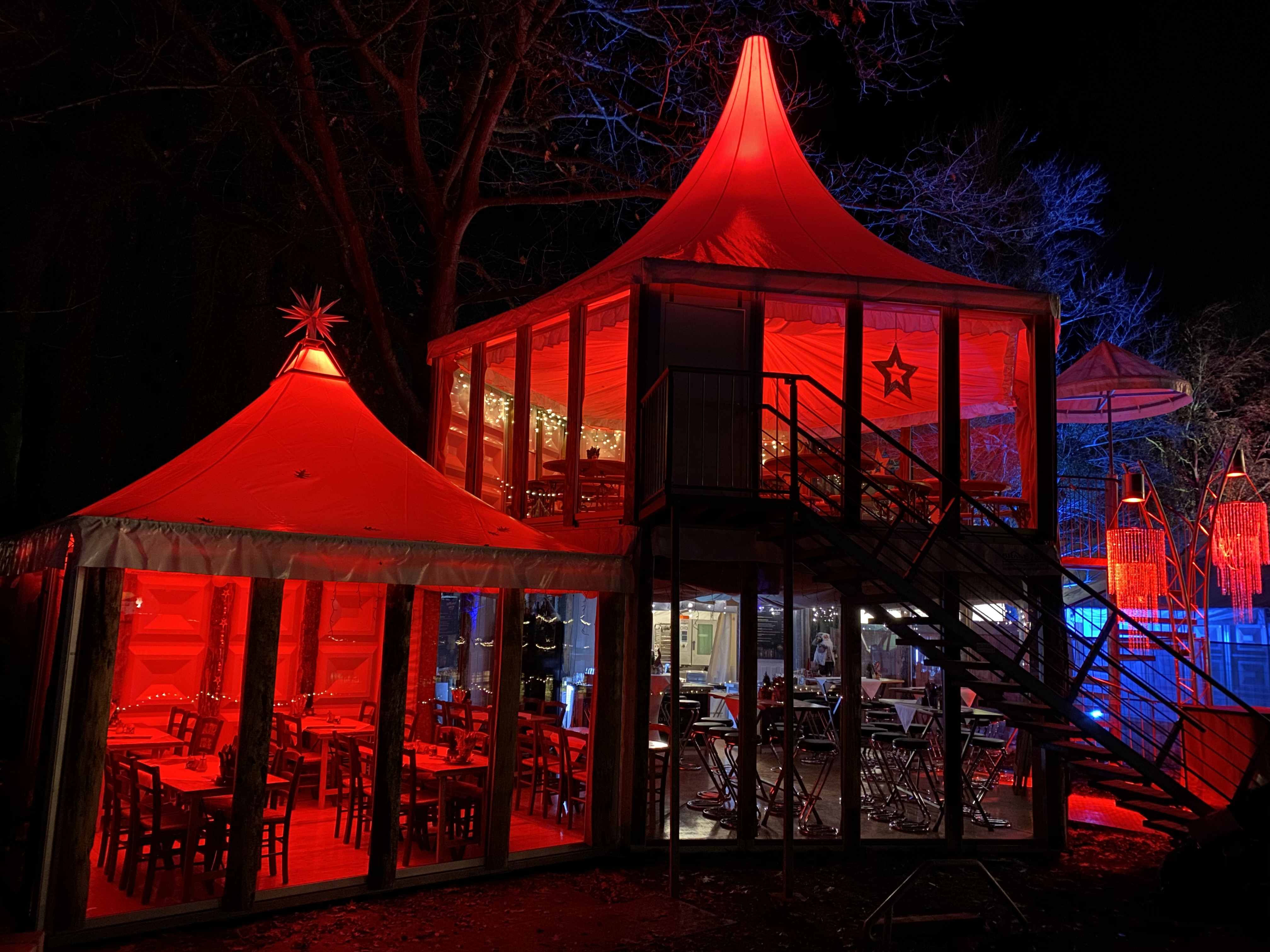 Doppelstockpagode mieten bei Brase Zelte GmbH & Co KG