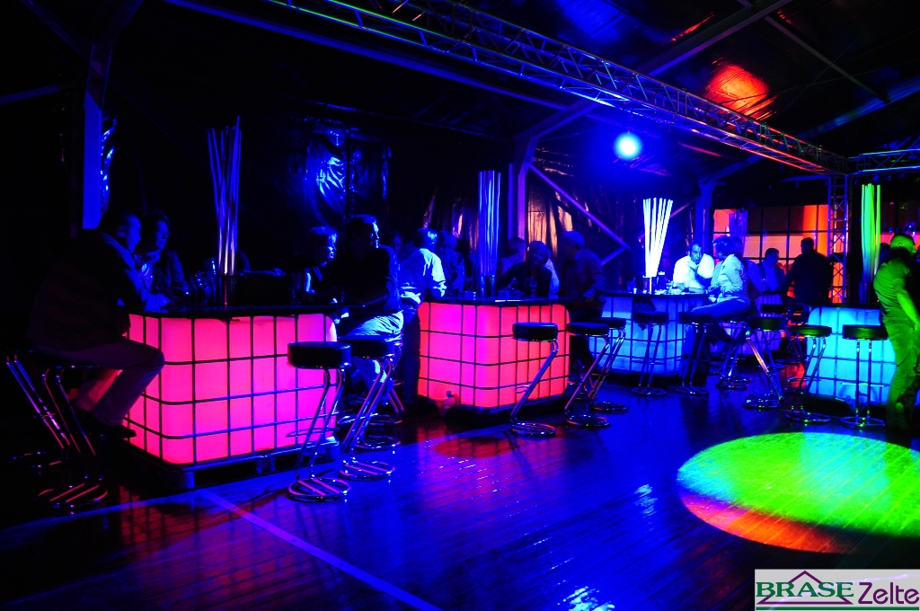 Black Lounge mieten bei Brase Zelte GmbH & Co KG