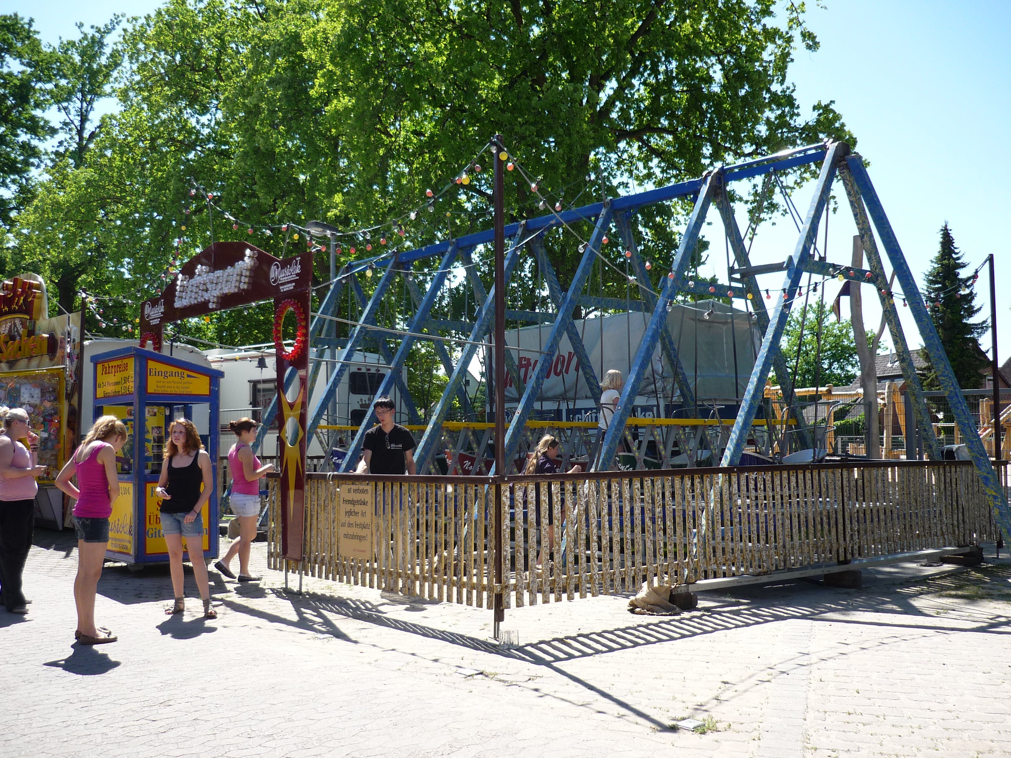 Schiffschaukel mit 2 Überschlag Schaukeln Luftsport