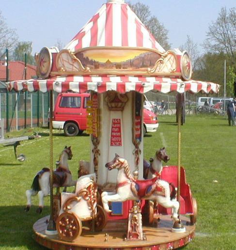 Mini Kinderkarussell „Nostalgie Pferdchenkarussell“ – 4