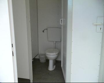 Unser Toilettenwagen mit Fäkalientank – 2