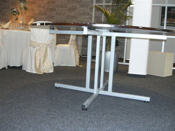 Banketttisch rund, Ø167cm, Zentralfuß – 3