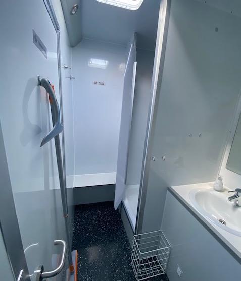 Mobiles Badezimmer / Covid-19* /Erfüllt die BG-Anforderungen/ mit Lieferung (20km) – 3