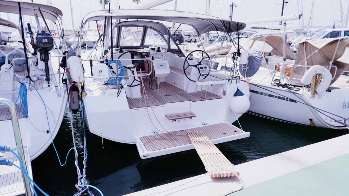 Bavaria C38 Alesia mieten bei SUN CHARTER GmbH