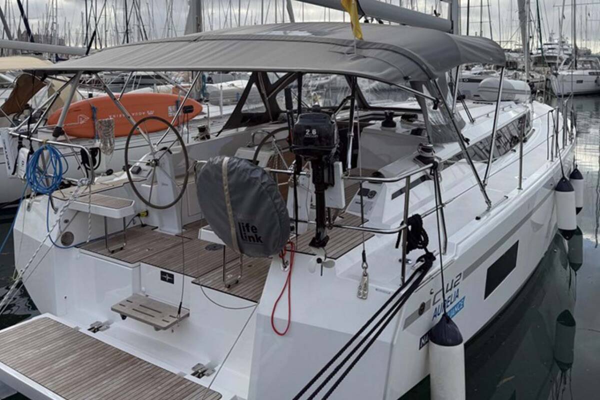 Bavaria C42 Style Aurelia mieten bei SUN CHARTER GmbH