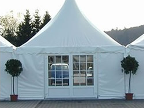 Zelttür weiß 2,35 m x 2,15 m (Echtglasscheiben mit weißen Sprossenaufsätzen) mieten