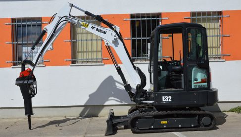Kompaktbagger 3,6 t Bobcat E 32 – 4