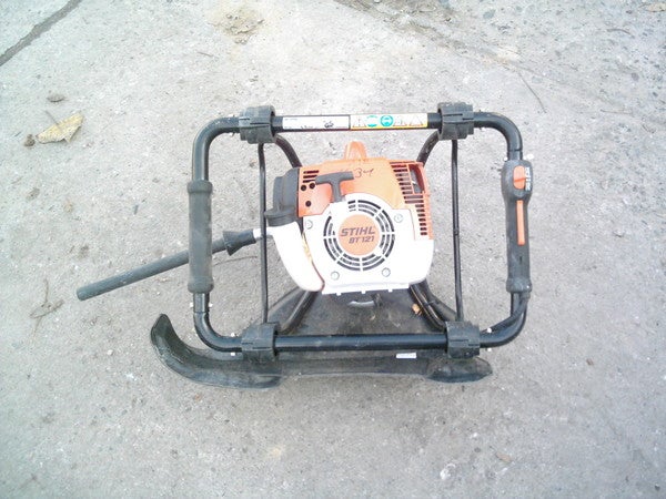 Erdbohrer BT 121C – 2