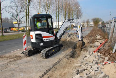 Kompaktbagger 2,8 t Bobcat E 26 – 4