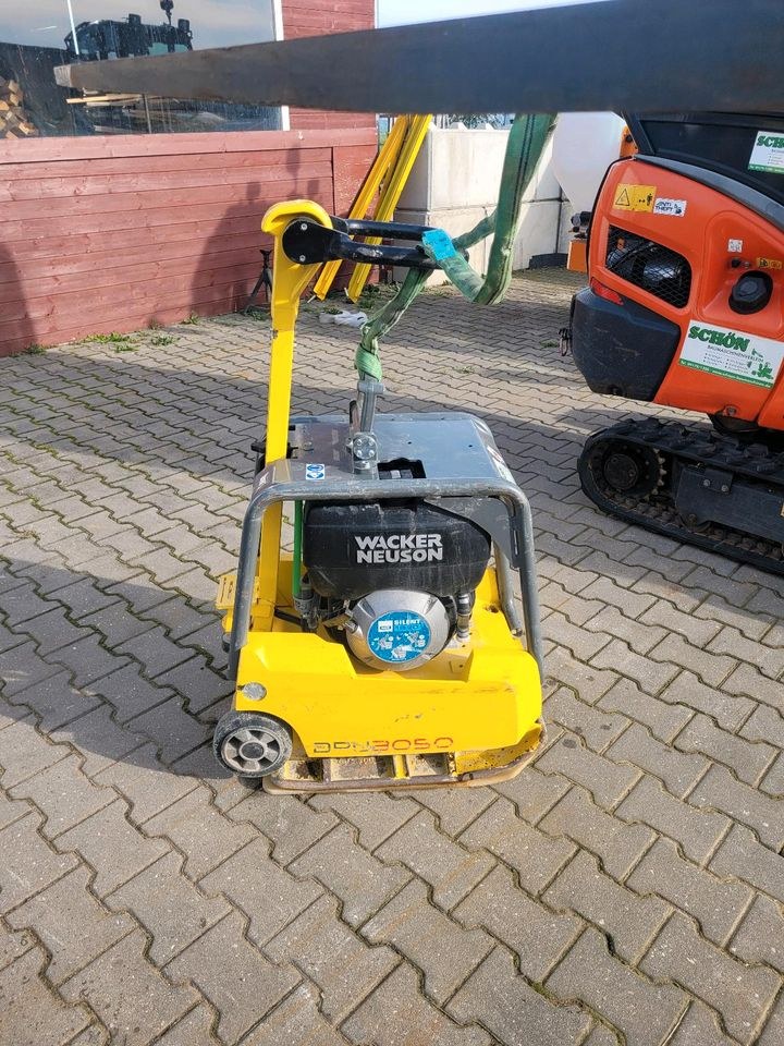 Rüttelplatte DPU 2550 mieten in Freystadt – für Pflaster & Terrasse