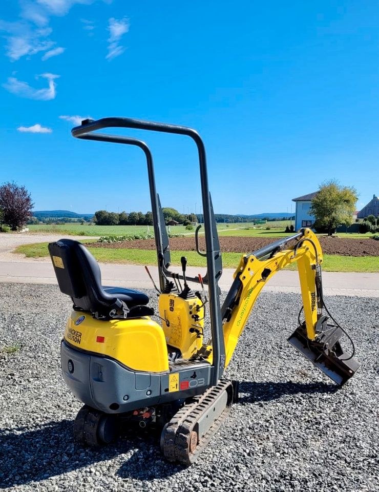 Minibagger 1000kg Wacker Neuson 803 Baumaschine mieten in Freystadt