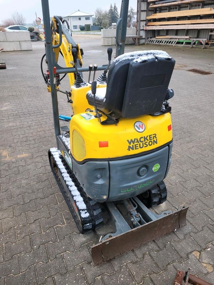 Minibagger 1,0t inkl Hydraulikhammer mieten in Freystadt – 4