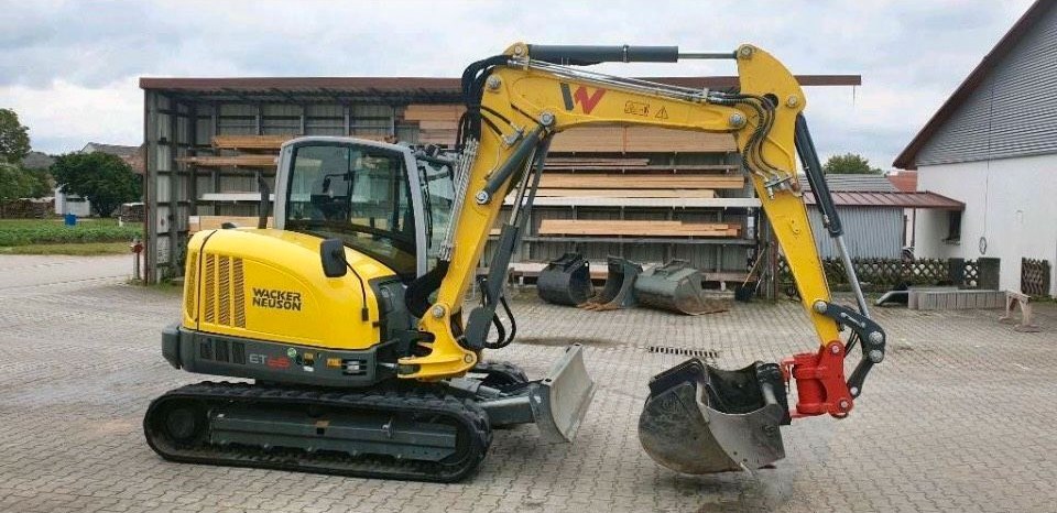 Minibagger 6,5t Wacker Neuson ET65 Baumaschine mieten in Freystadt