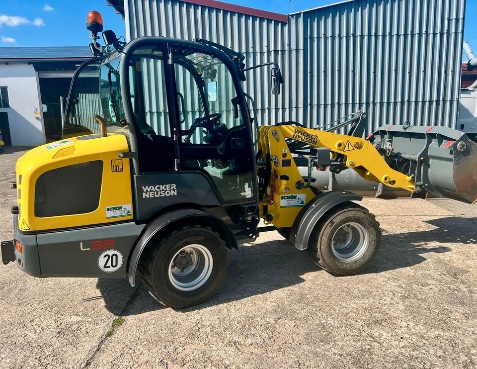 Radlader WL32 3,2 t Baumaschine Wacker Neuson mieten in Freystadt – 3
