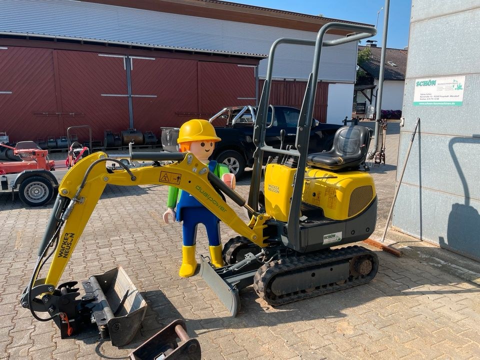 Minibagger 1000kg Wacker Neuson 803 Baumaschine mieten in Freystadt – 3