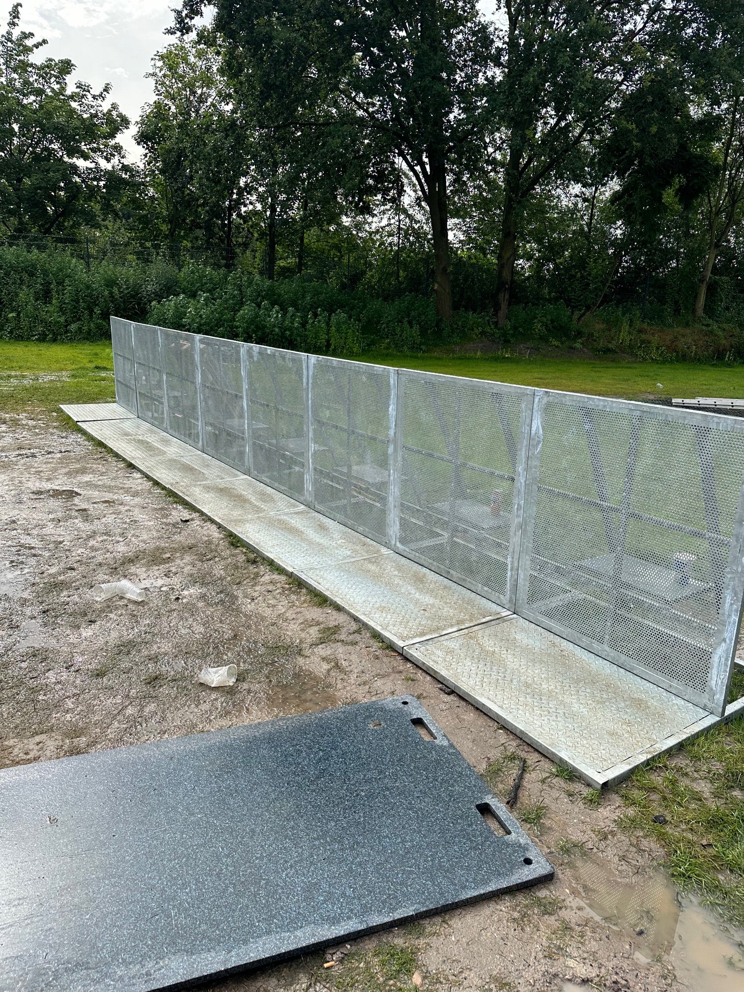 Stage Barrier/ Crash Barrier / Wellenbrecher klappbar – 2