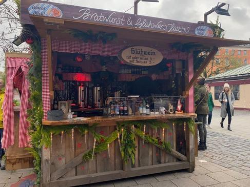 Marktstand im Altholzlook – 2