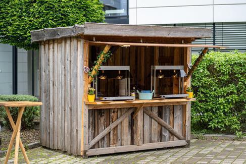 Marktstand im Altholzlook