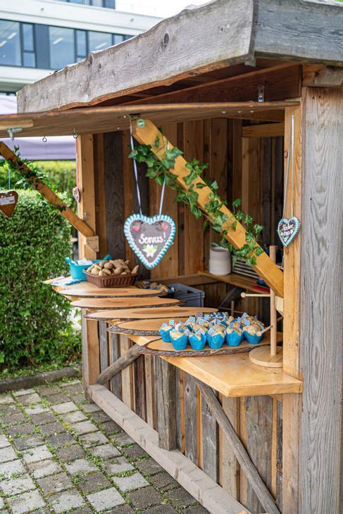 Marktstand im Altholzlook – 4