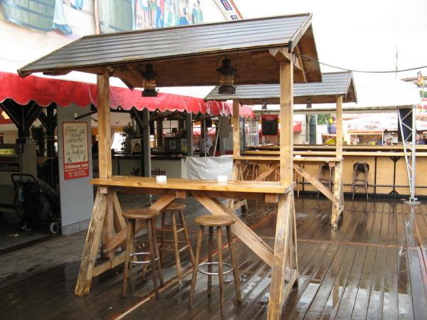 Stehtisch Überdacht aus Vollholz – 3