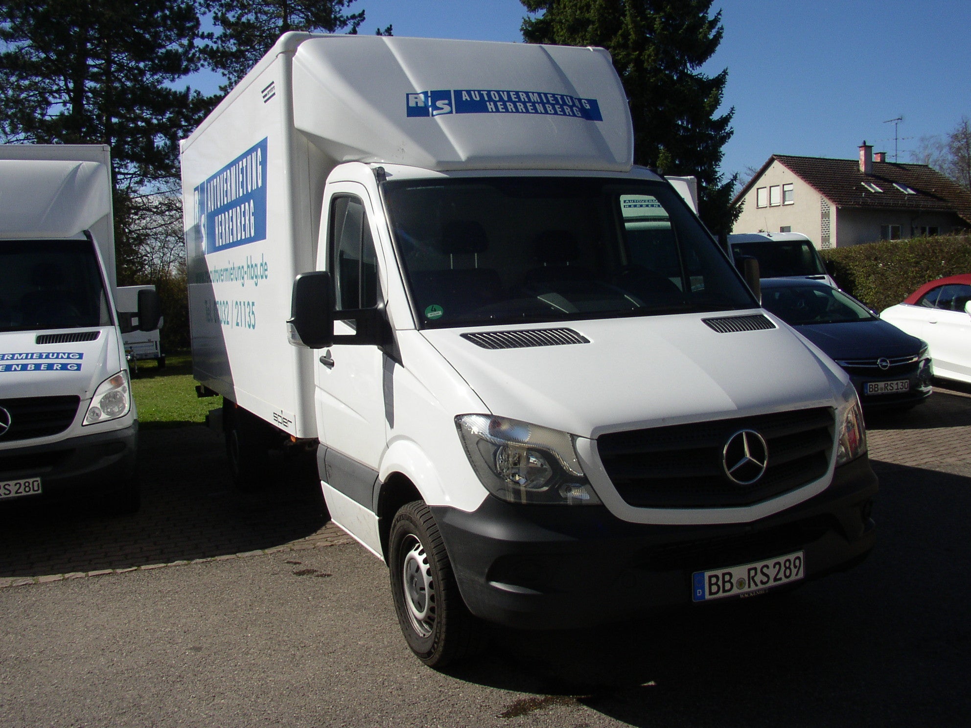 MB Sprinter Kofferaufbau/Ladebordwand 750 Kg