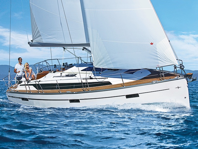 Bavaria Cruiser 37 - 2 Kab. (2022) ab Heiligenhafen-Grossenbrode mieten bei MOLA Yachting